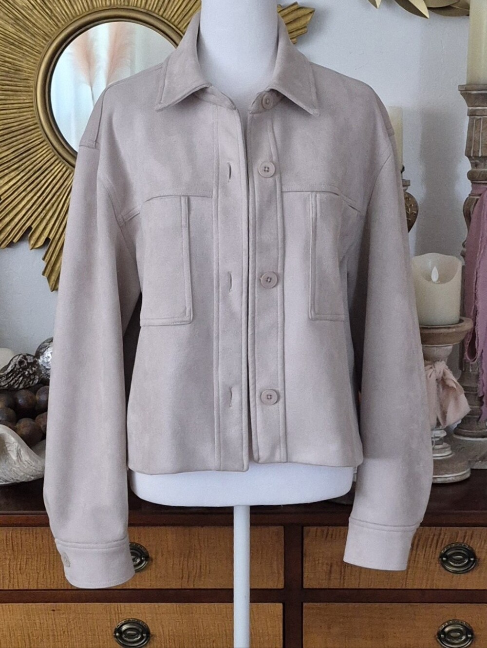 Tahari Women's Light Beige Button-Front Cropped Faux Suede Jacket